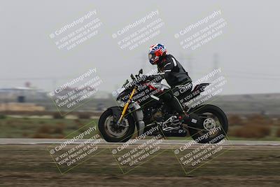 media/Nov-29-2025-TrackDaz (Sat) [[10ae2d9bce]]/C Group/Session 4 (Wheelie Bump)/